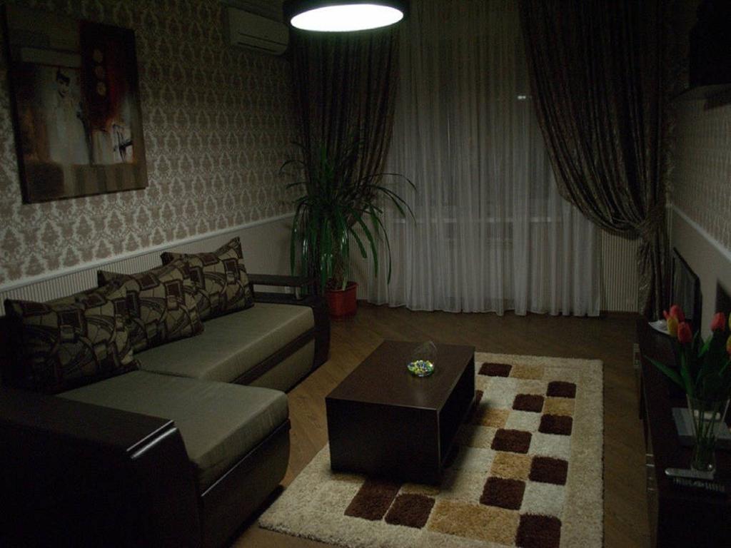 Apartments On Lermontova Zaporizhia Bagian luar foto